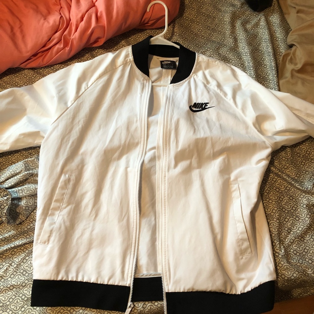 Brand new Nike Windbreaker